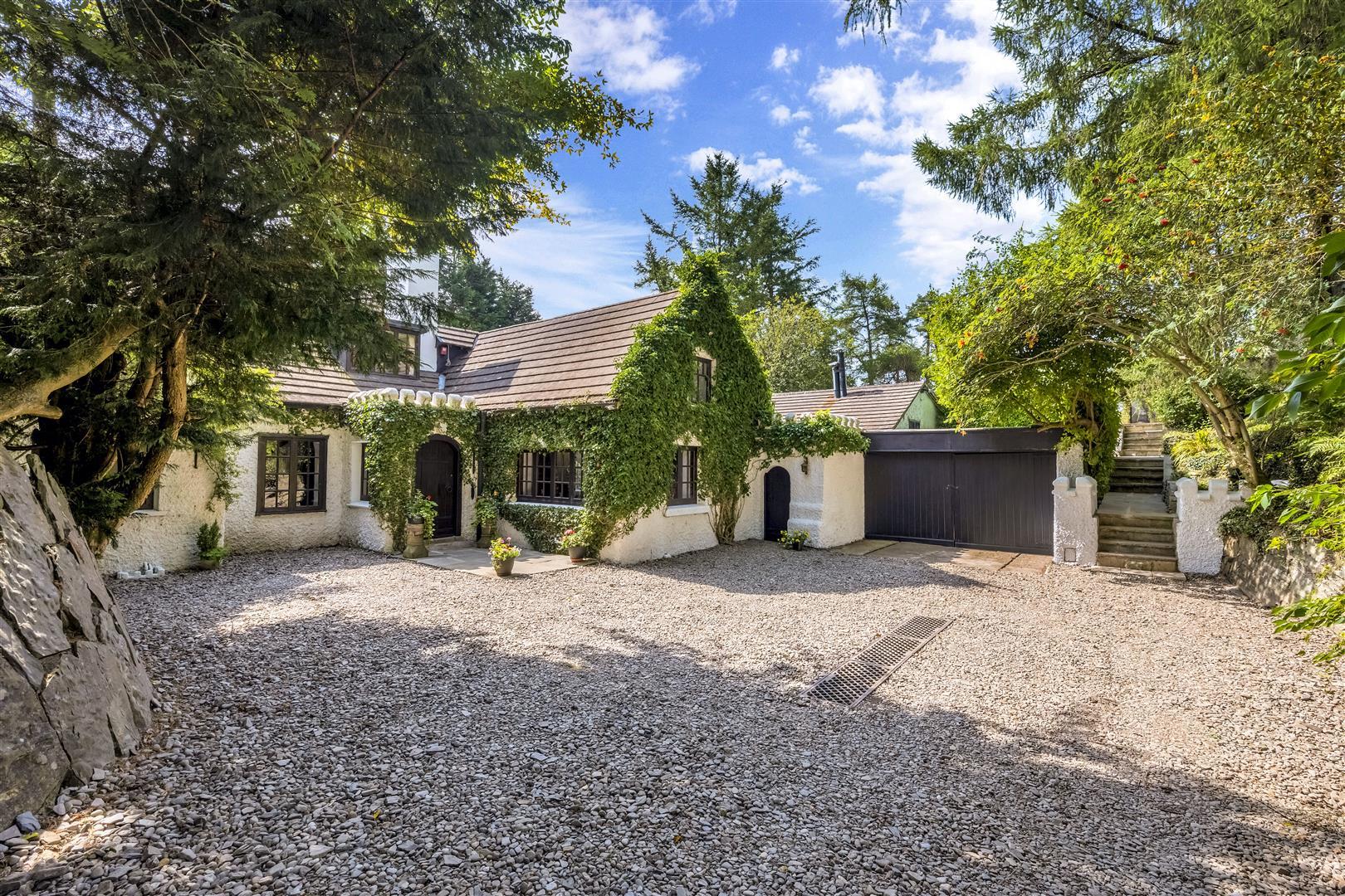 Property Image 6bf59eb8-24a7-4e5d-8a7a-9a00a51a53f2