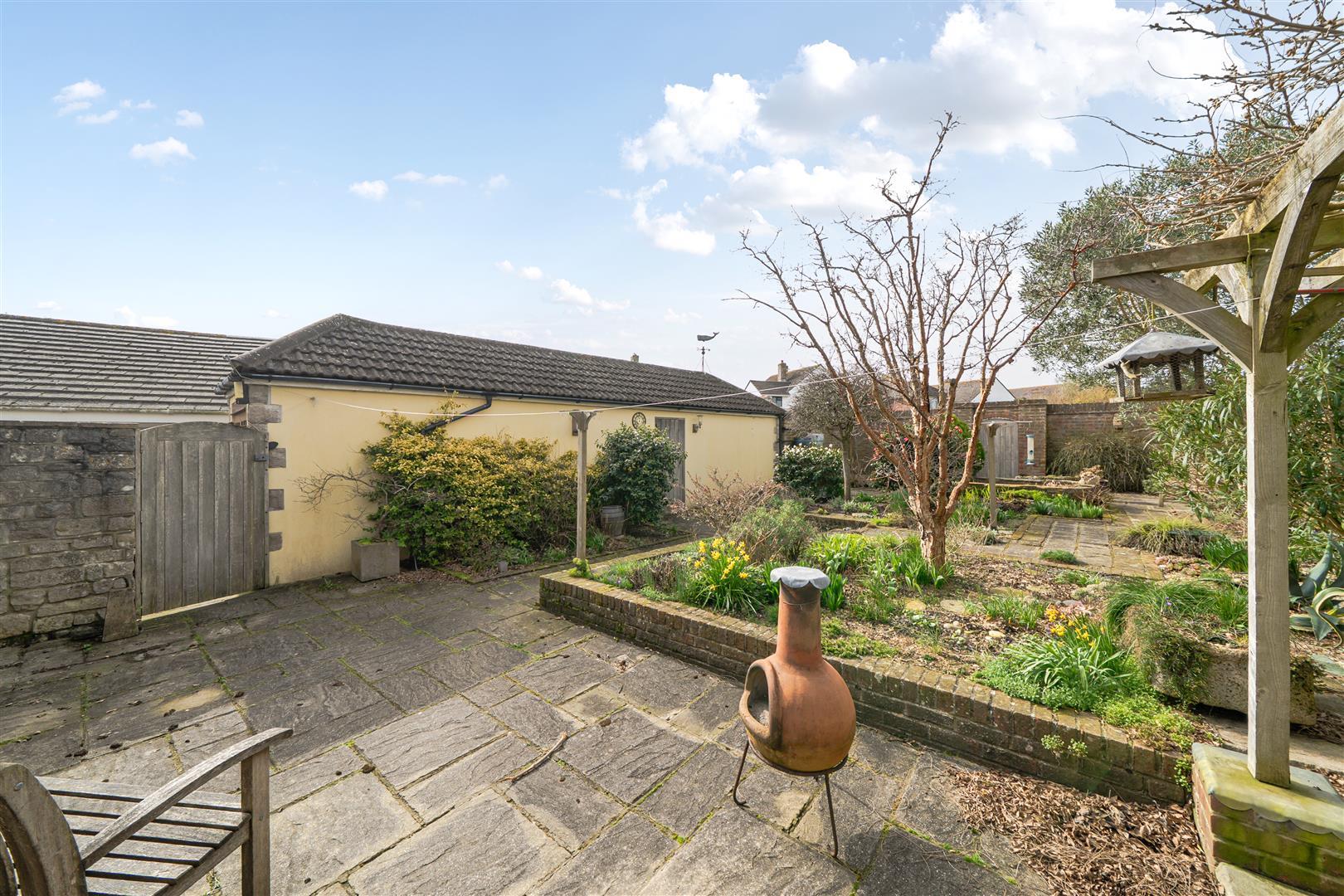 Property Image 6bf939fa-75b7-40ad-9dd6-170710b1053a