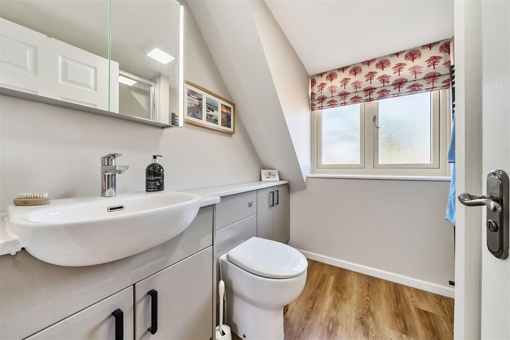 Property Image 6c00432b-9334-4049-9f49-2c5ff8782b2f