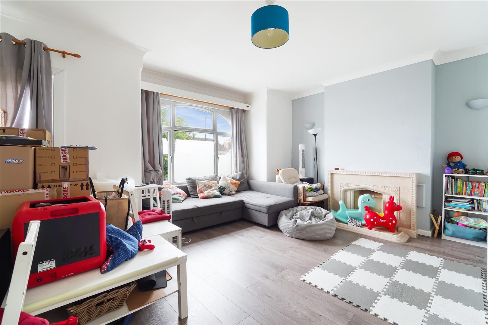 Property Image 6c0707d7-386e-44de-a9b8-ba933a324a41
