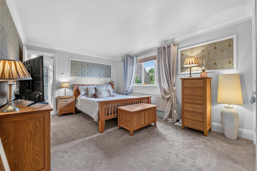Property Image 6c0b6598-78e7-4b5d-8c91-a0b41524a73a