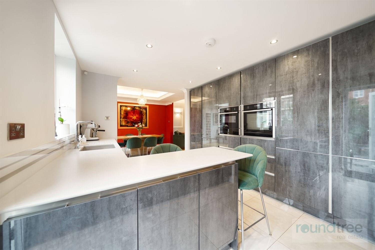 Property Image 6c0e71f3-4d85-4e72-a2a1-c029bfa84ca4