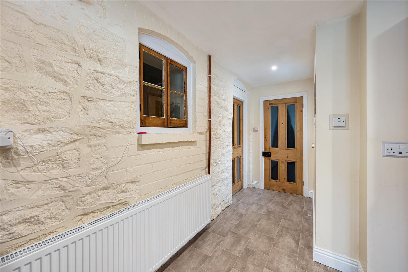 Property Image 6c15b2d5-9fba-4ff1-b6c5-f8caeb2789bd
