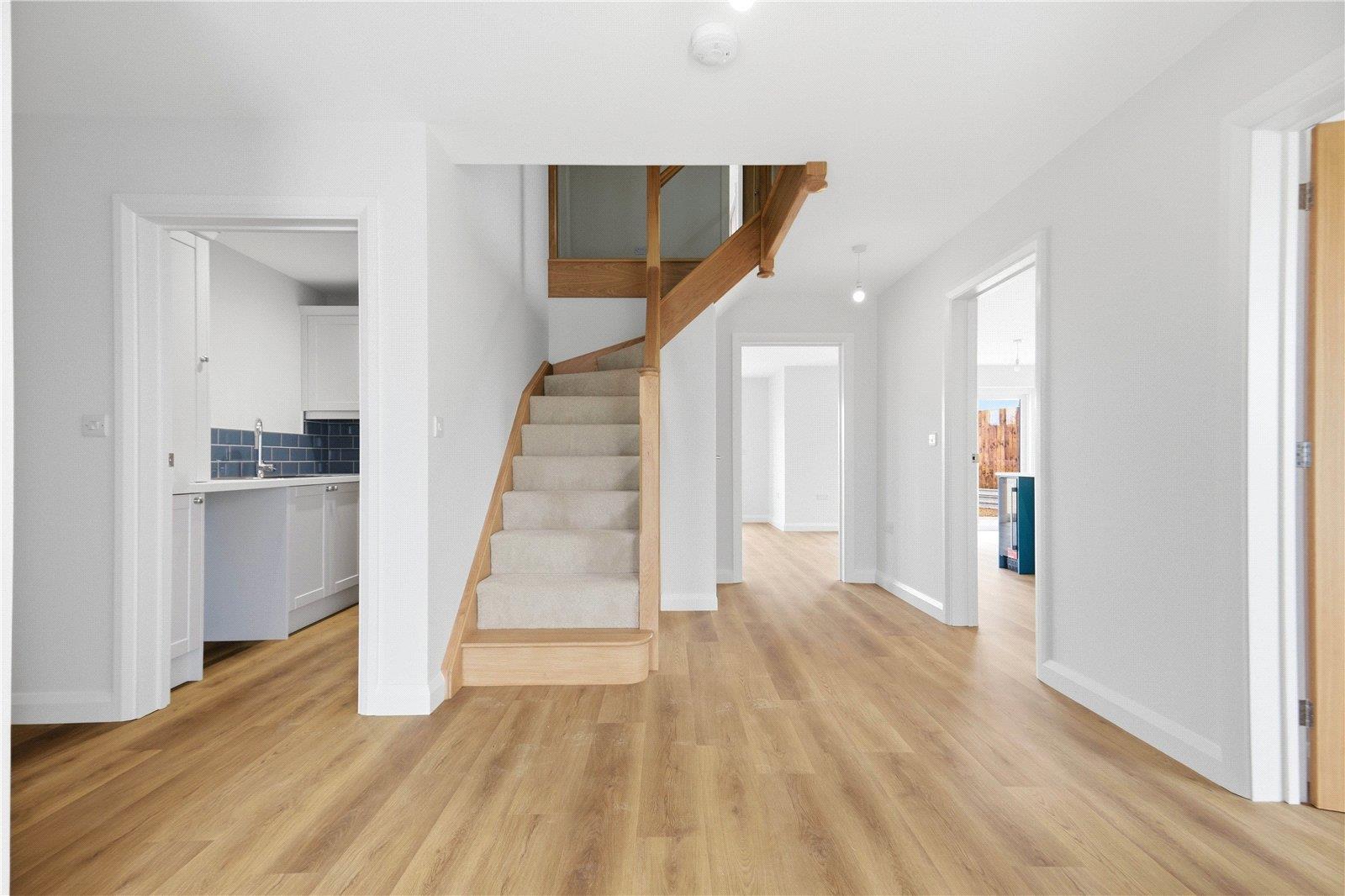 Property Image 6c30a377-28b0-49b4-9d45-b51a318820f3