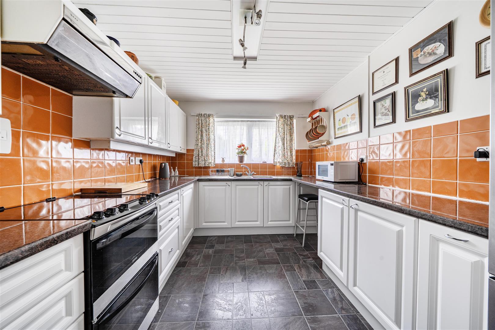 Property Image 6c32557b-d821-4c39-b351-0567d364c3e1