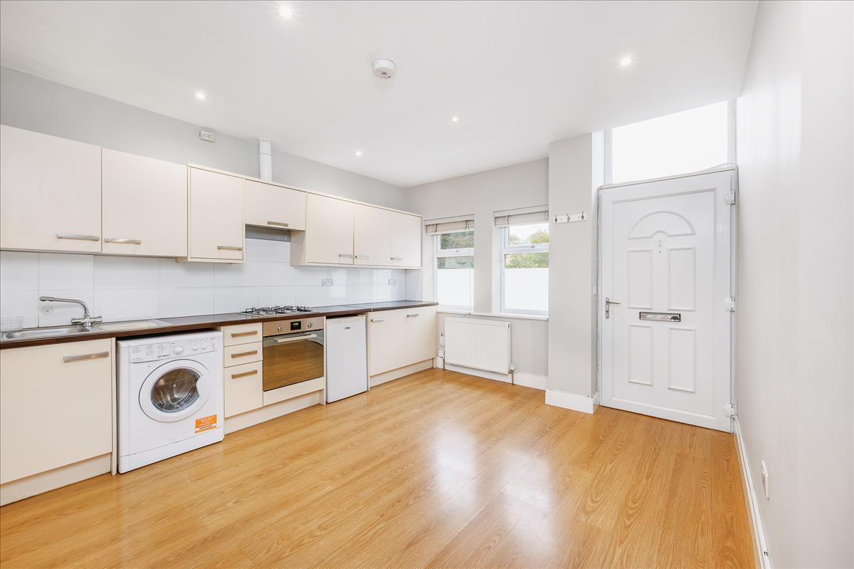 Property Image 6c369e67-cf79-40c1-a2aa-1cdbcad58806