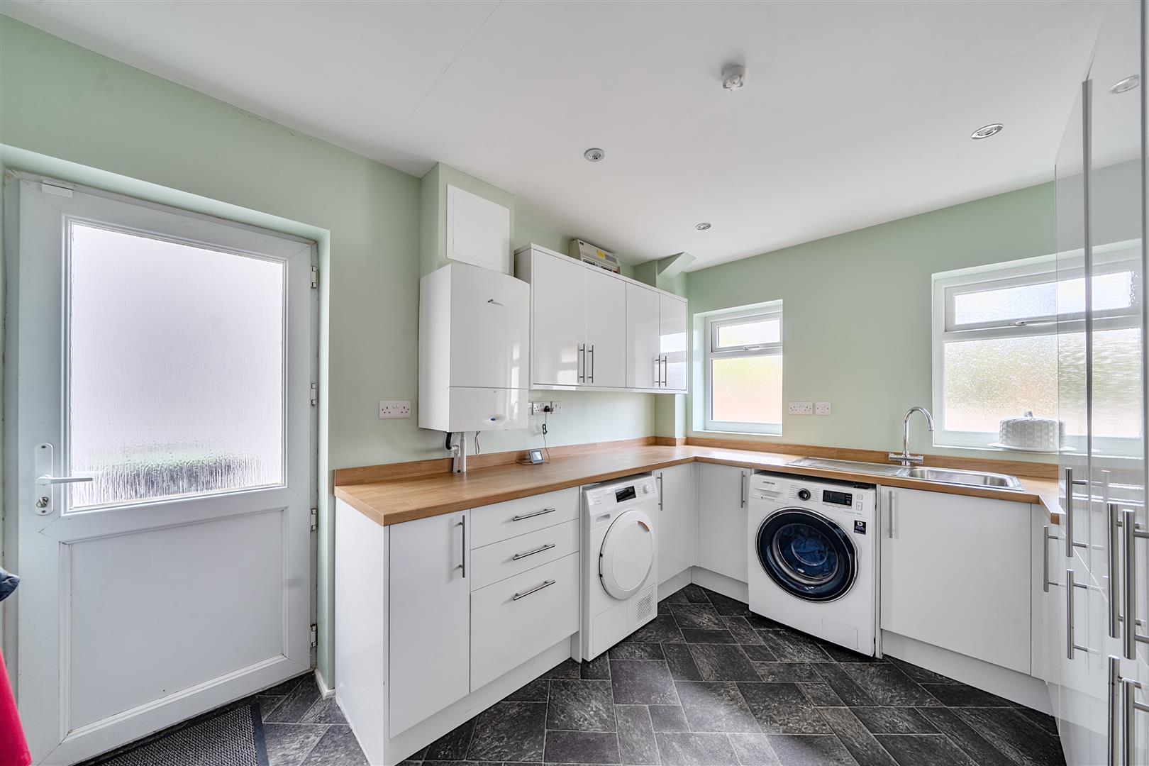 Property Image 6c3e3fa9-3037-4eb4-8dd6-1d7db8af884c