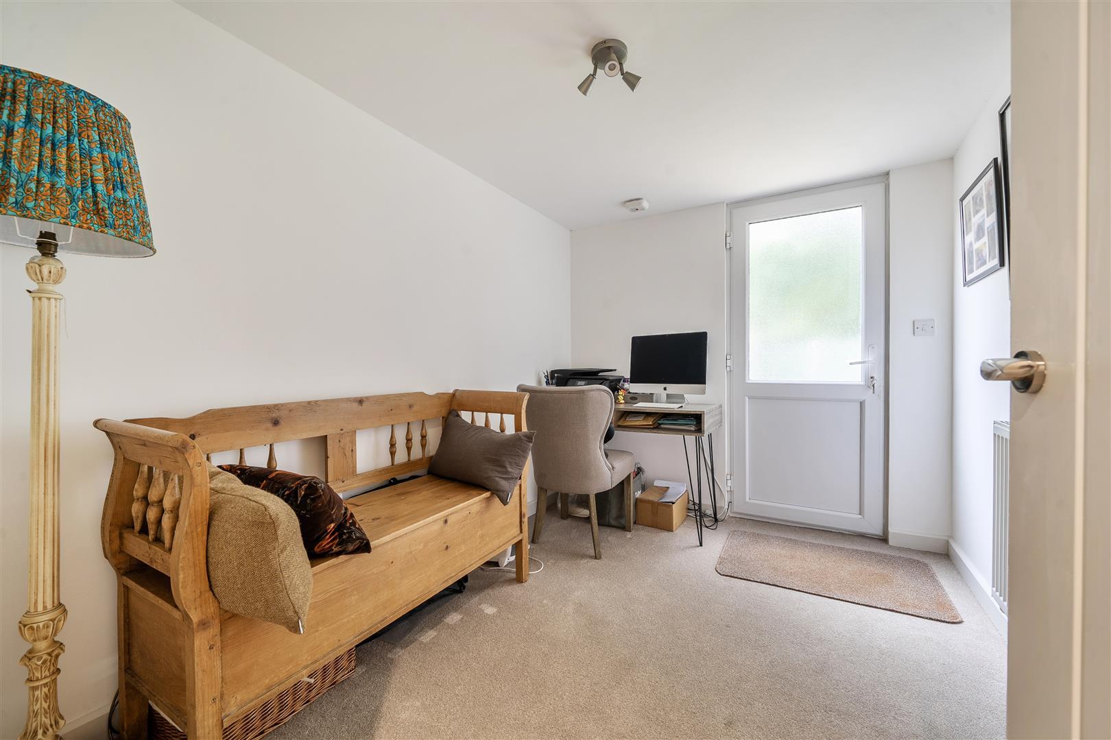 Property Image 6c4c7de9-6281-4544-a509-76298bc86dd7