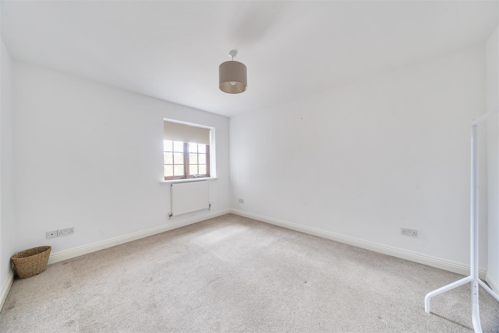 Property Image 6c5f6b10-4f55-433b-8d11-005cba7ab0ad