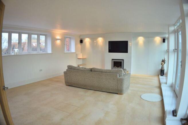 Property Image 6c63c379-d140-4685-a8bd-5b85616e692f