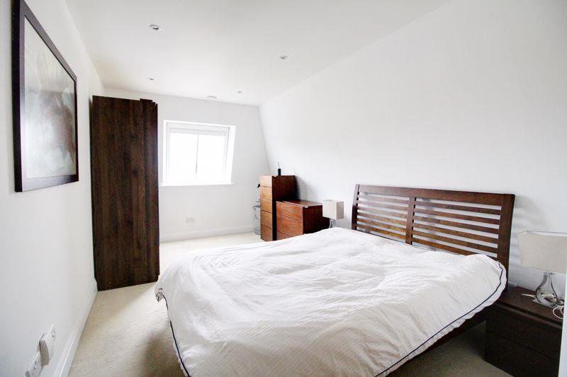 Property Image 6c858faf-8144-40cc-933d-1e95f3866195