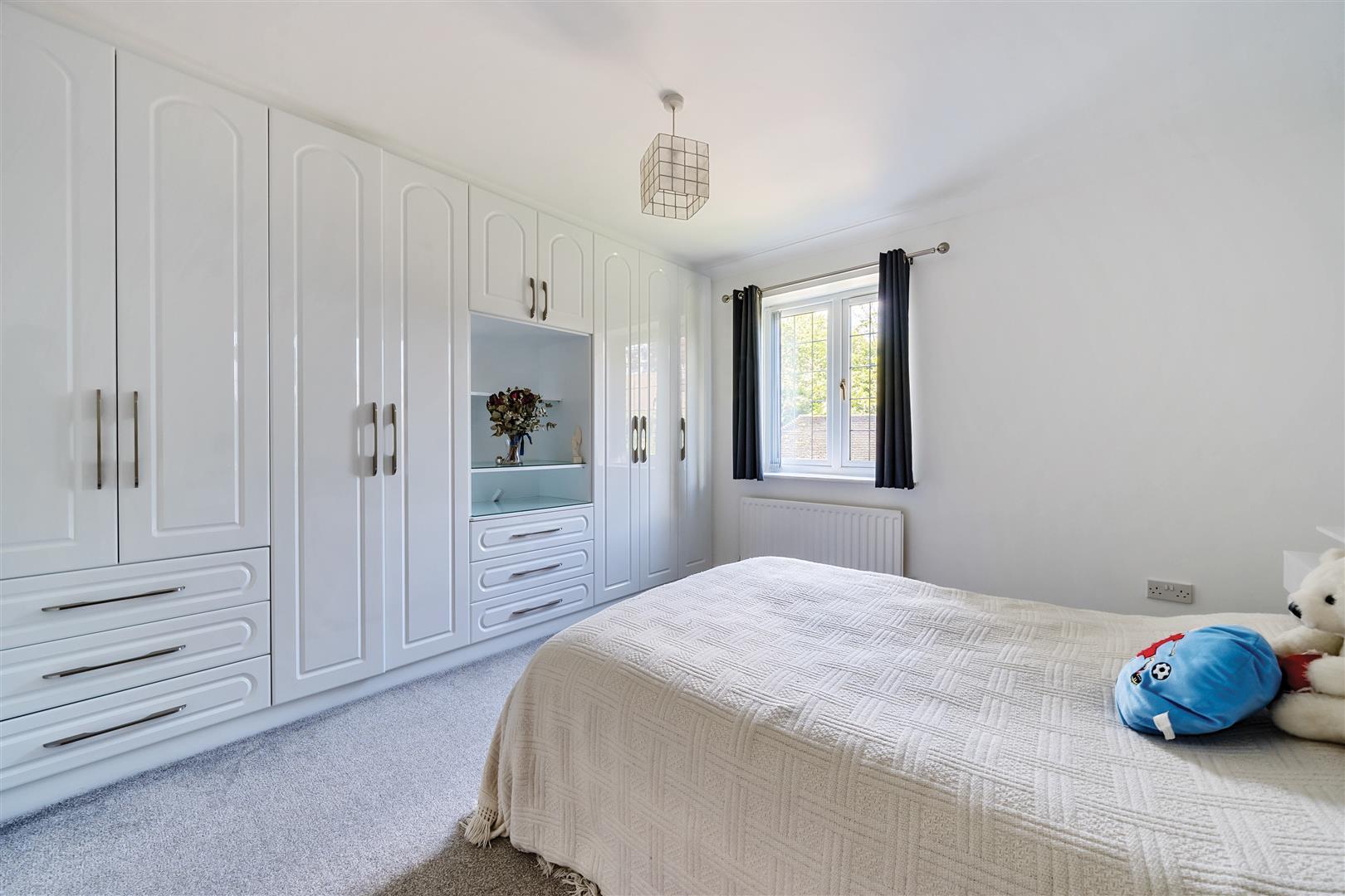 Property Image 6c986298-3166-4d5e-ba11-4d7f5842189c