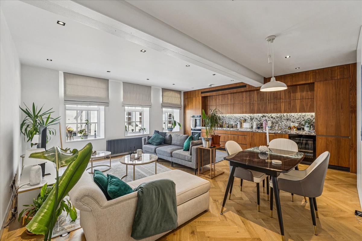 Property Image 6cab2047-c67f-413f-954f-5483d8bd05e8