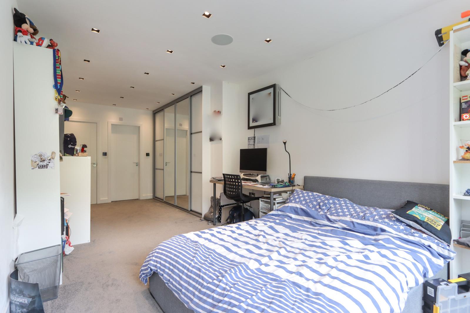 Property Image 6cab7d4c-b1c6-4ae9-92a1-df91009f074d