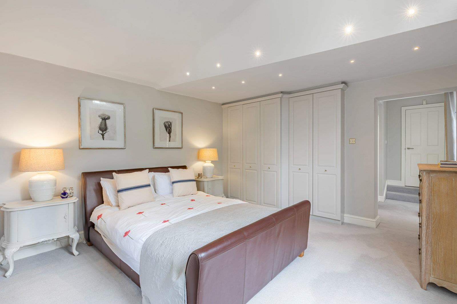Property Image 6cbb2e89-b134-41a3-b838-8c002456e332