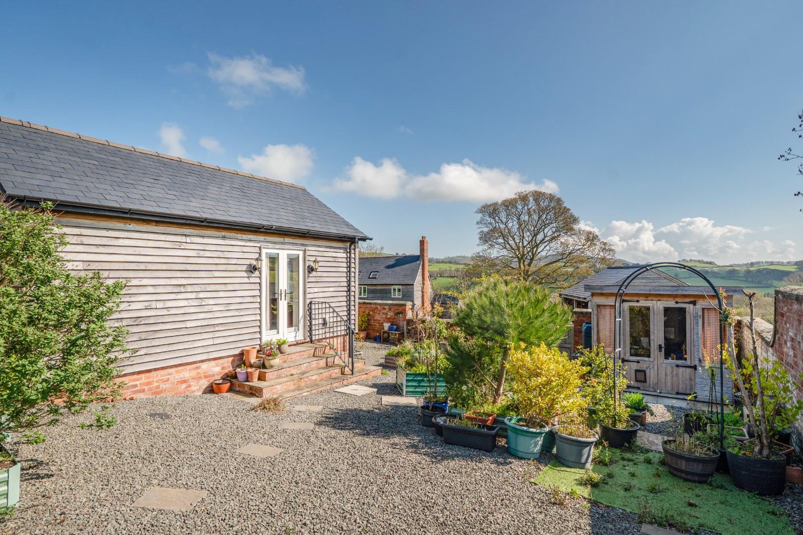Property Image 6cd59a94-cd35-4b17-a95f-4c9ed3d5e62f