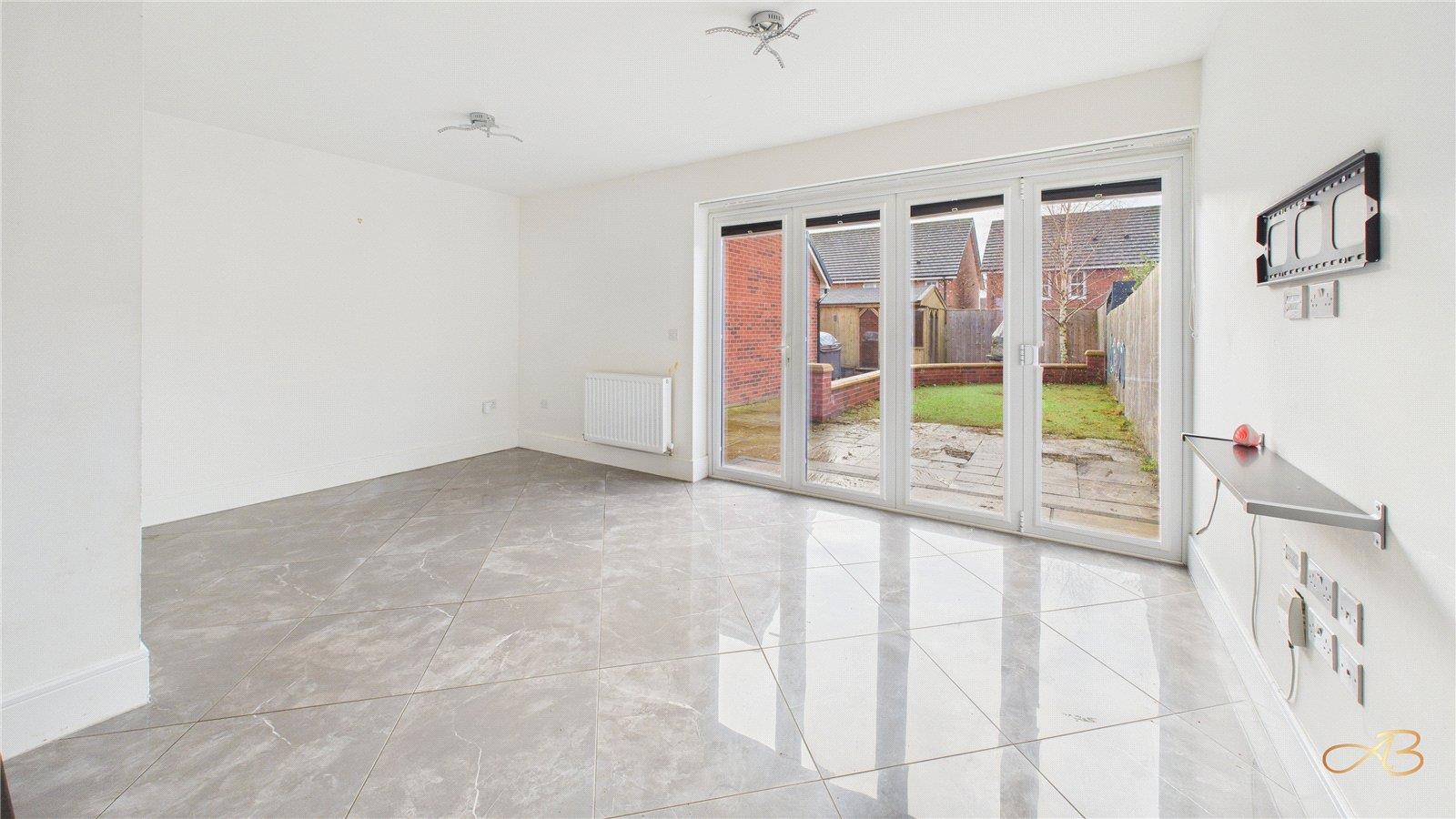 Property Image 6cd8cf7c-9f3a-4019-aed3-924a5e2b3ace