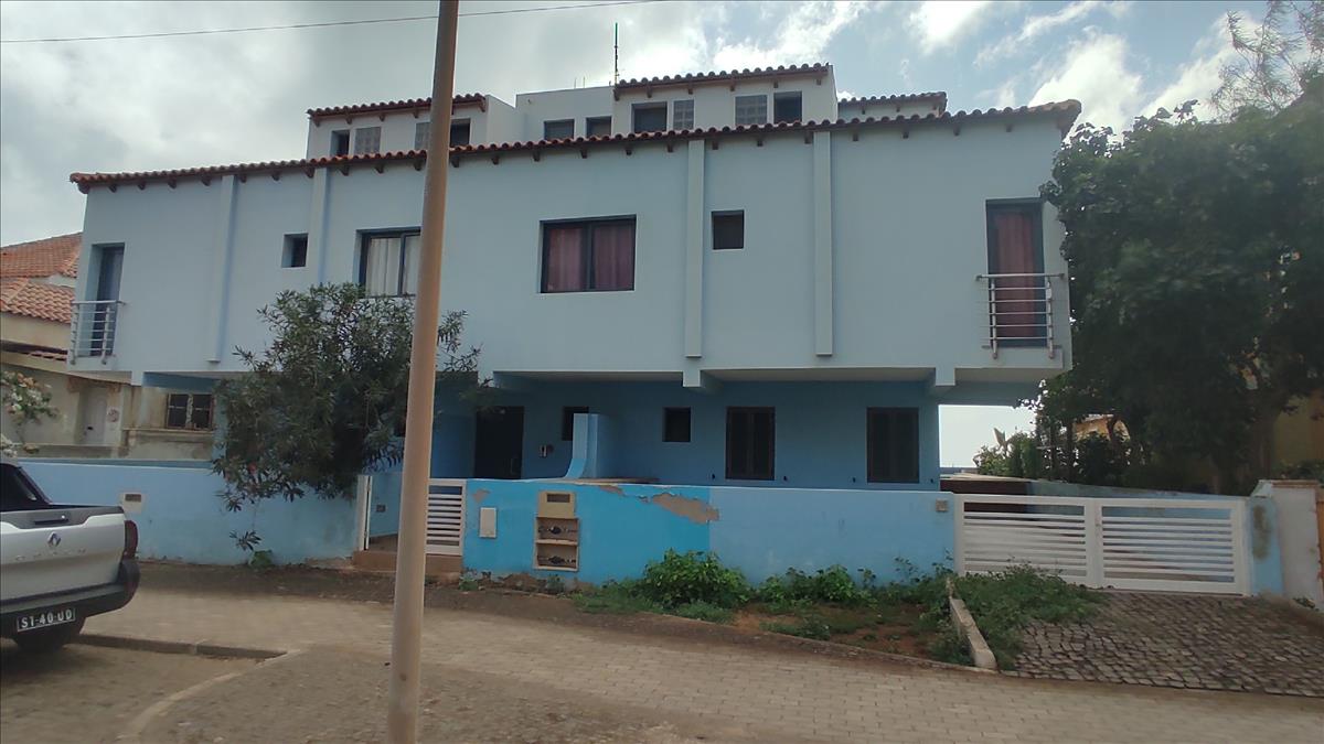 Property Image 6cdffaa6-5ac2-4d33-8985-3c1376fbab46