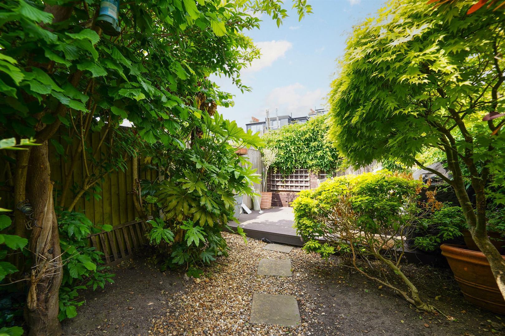 Image 12