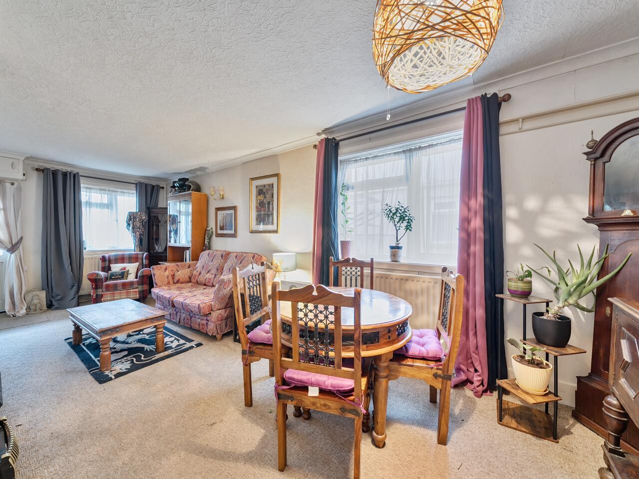 Property Image 6d00582d-ea9c-4888-89d2-9b208a18064b