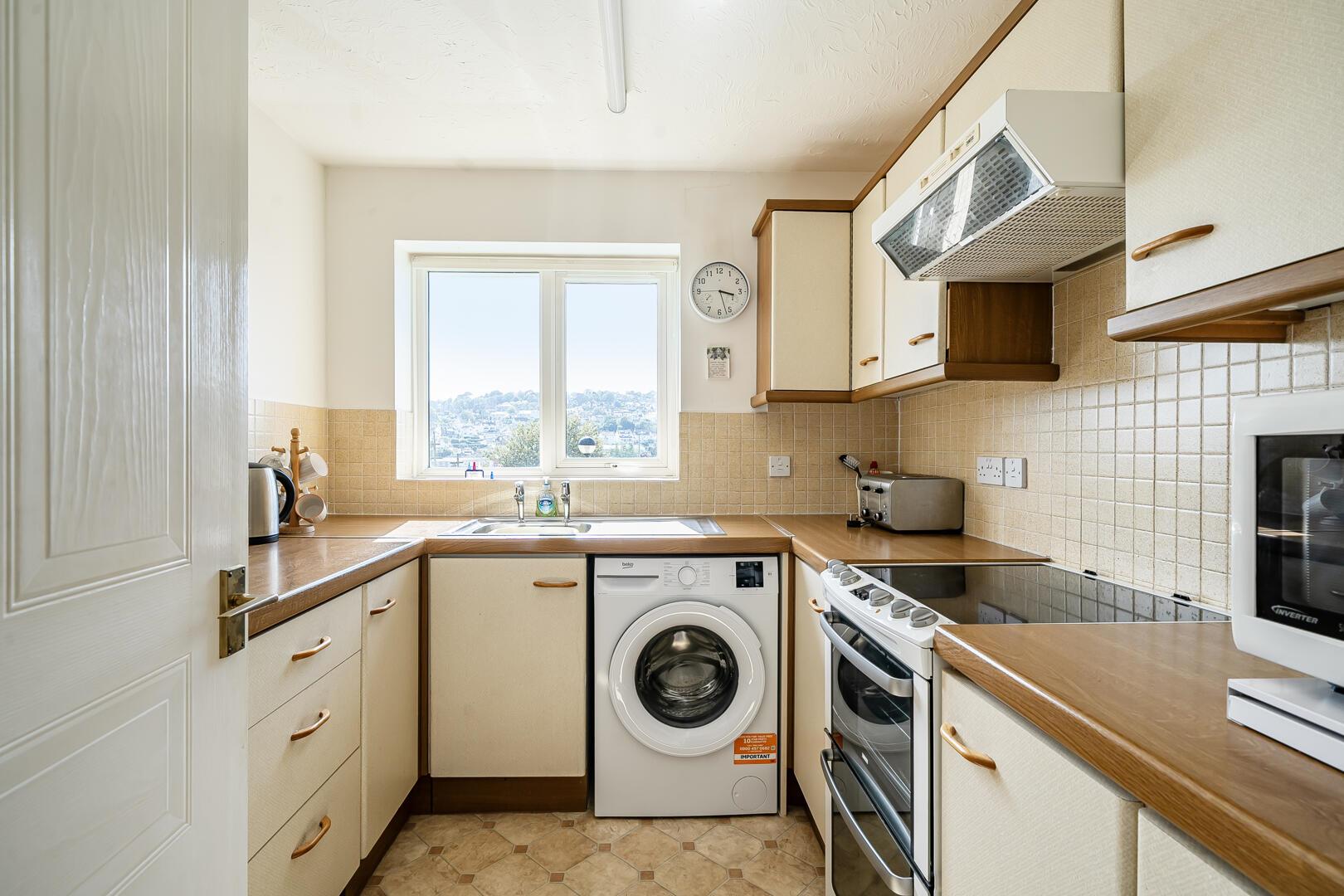 Property Image 6d0c458c-7fe1-44b4-8d4e-197ad43e7871