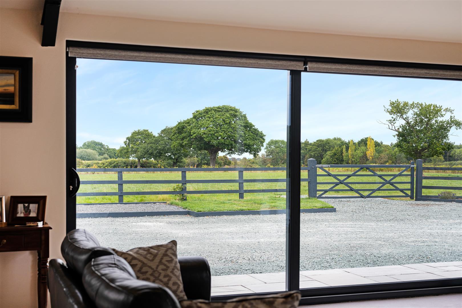 Property Image 6d0d59eb-19b3-4bfe-b637-ef099bdd376a