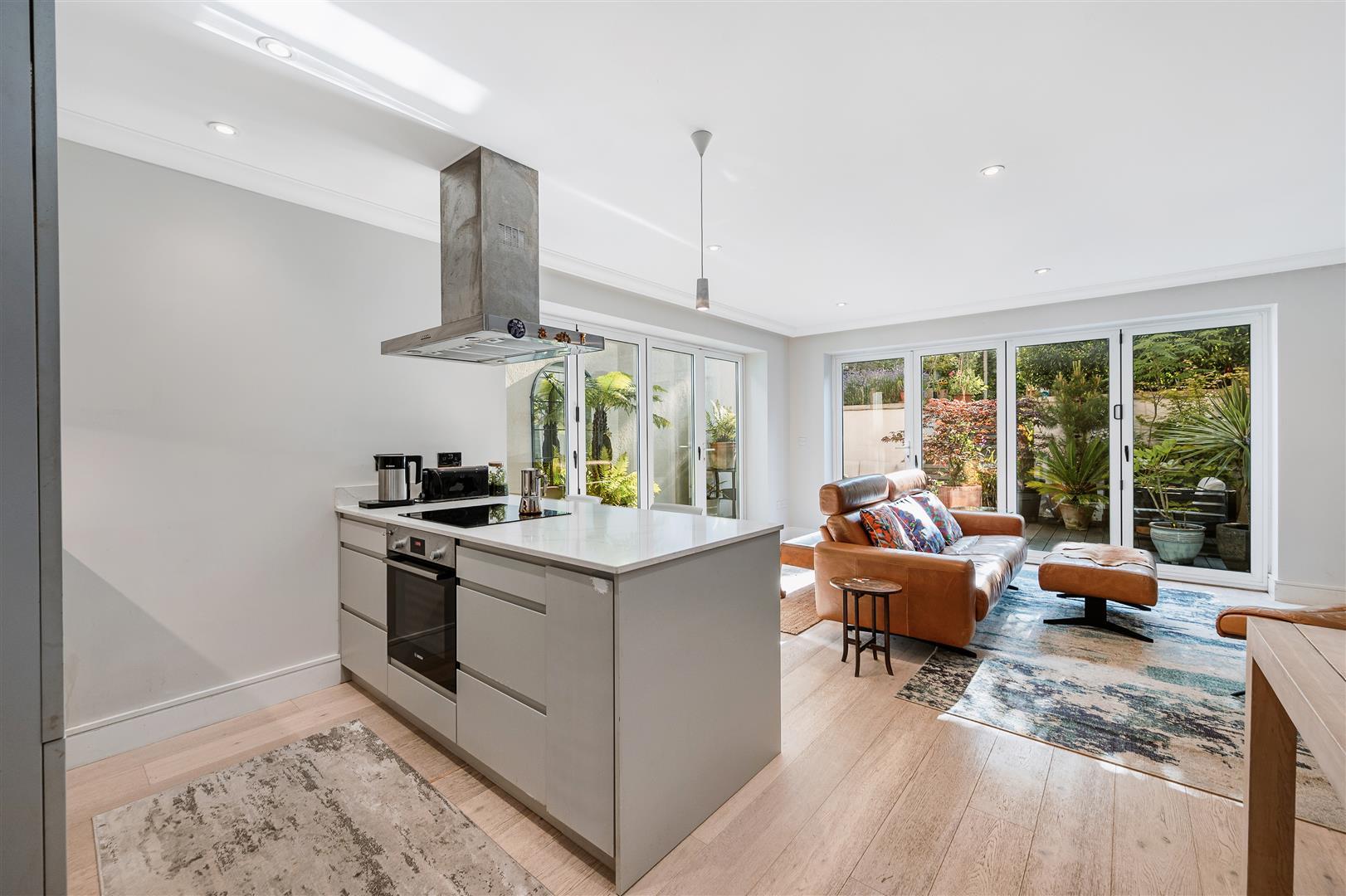 Property Image 6d122421-3ee6-4369-a85a-5d898a707f0e