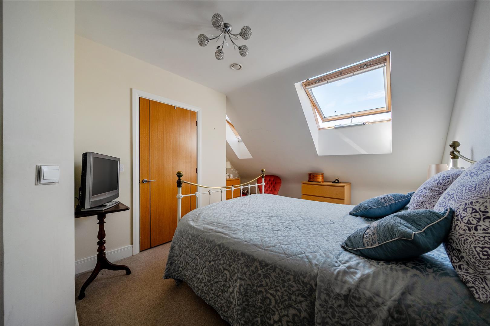 Property Image 6d14c919-3813-4296-b57f-17a2906db360