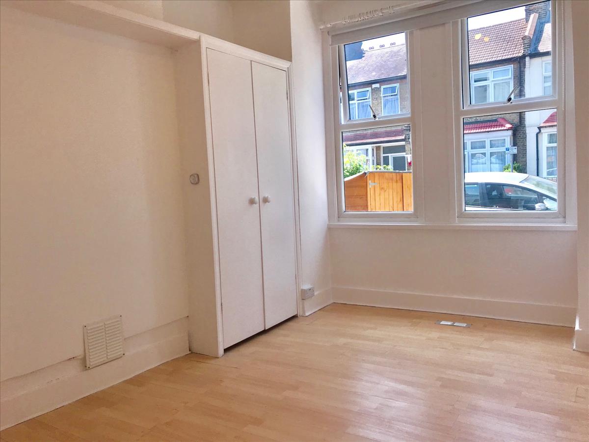 Property Image 6d17a38c-6cb9-479d-8669-8172567ab2fc