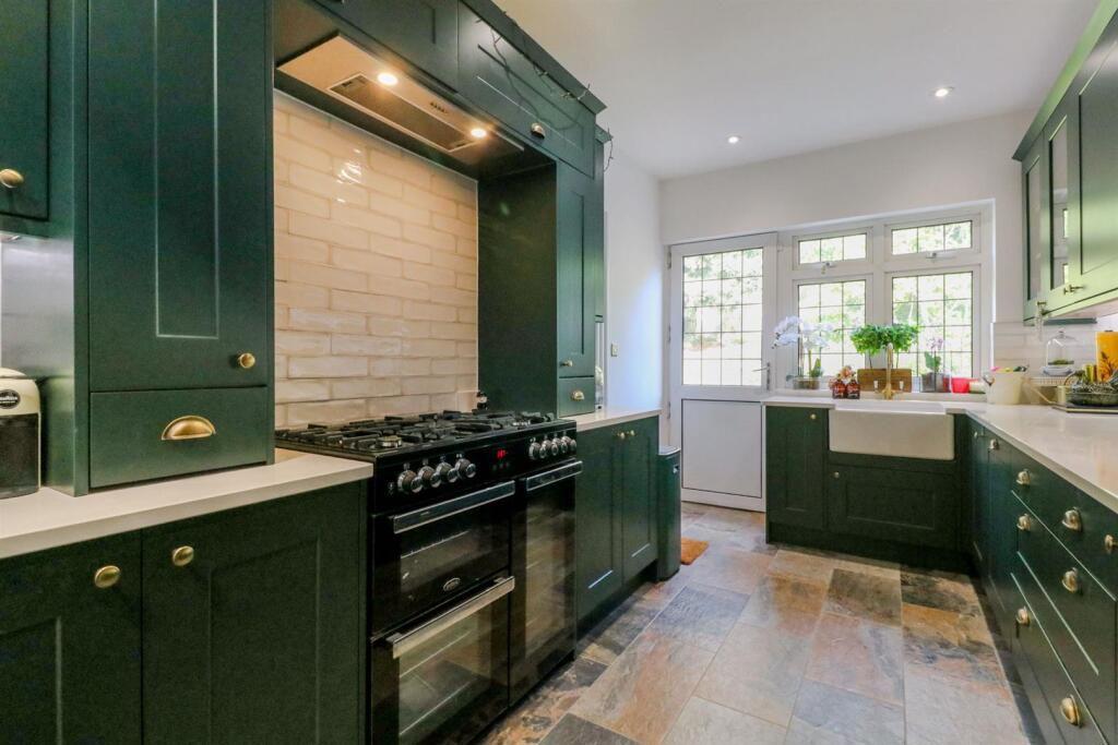 Property Image 6d25914e-6e79-4da8-bd02-2924fffd4648