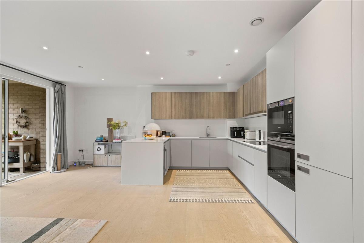 Property Image 6d392351-f3e9-4985-8bde-b02c5104c80e