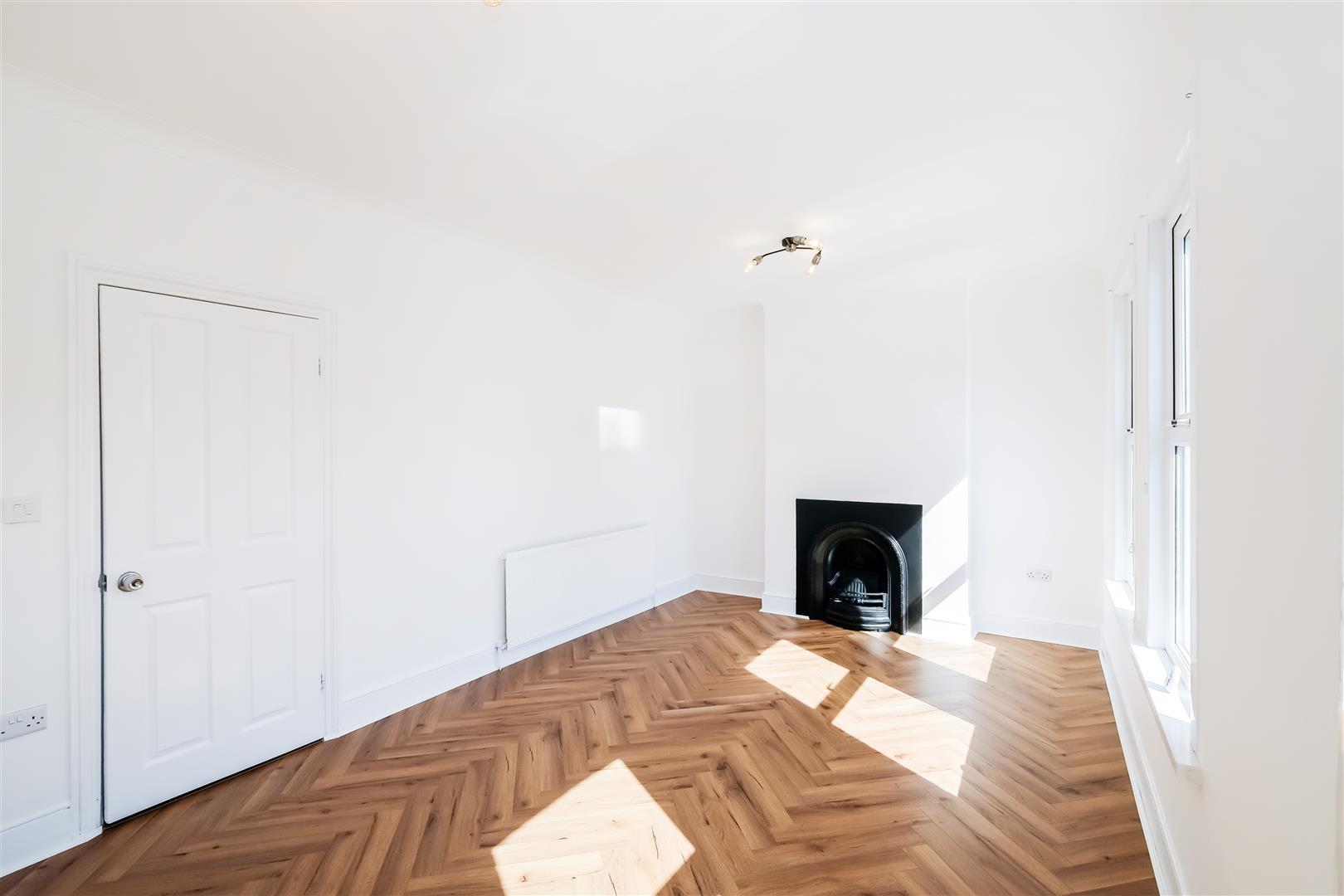 Property Image 6d3d26cf-ca93-4b57-94d6-157d36e9cd47