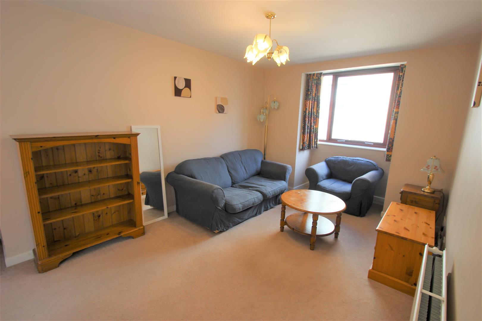 Property Image 6d45f6d1-7bca-43e9-9bb4-e9a4b64060c3