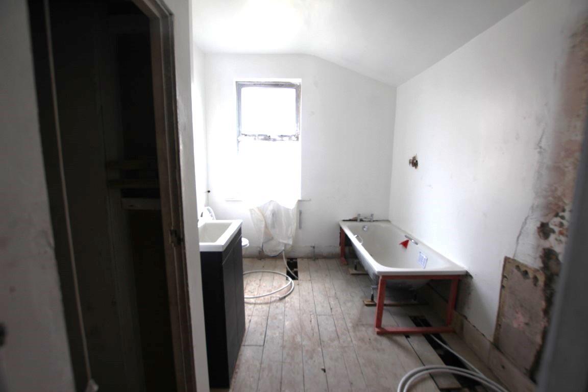 Property Image 6d472452-58c2-4cdd-8b4d-5586a41ce4df