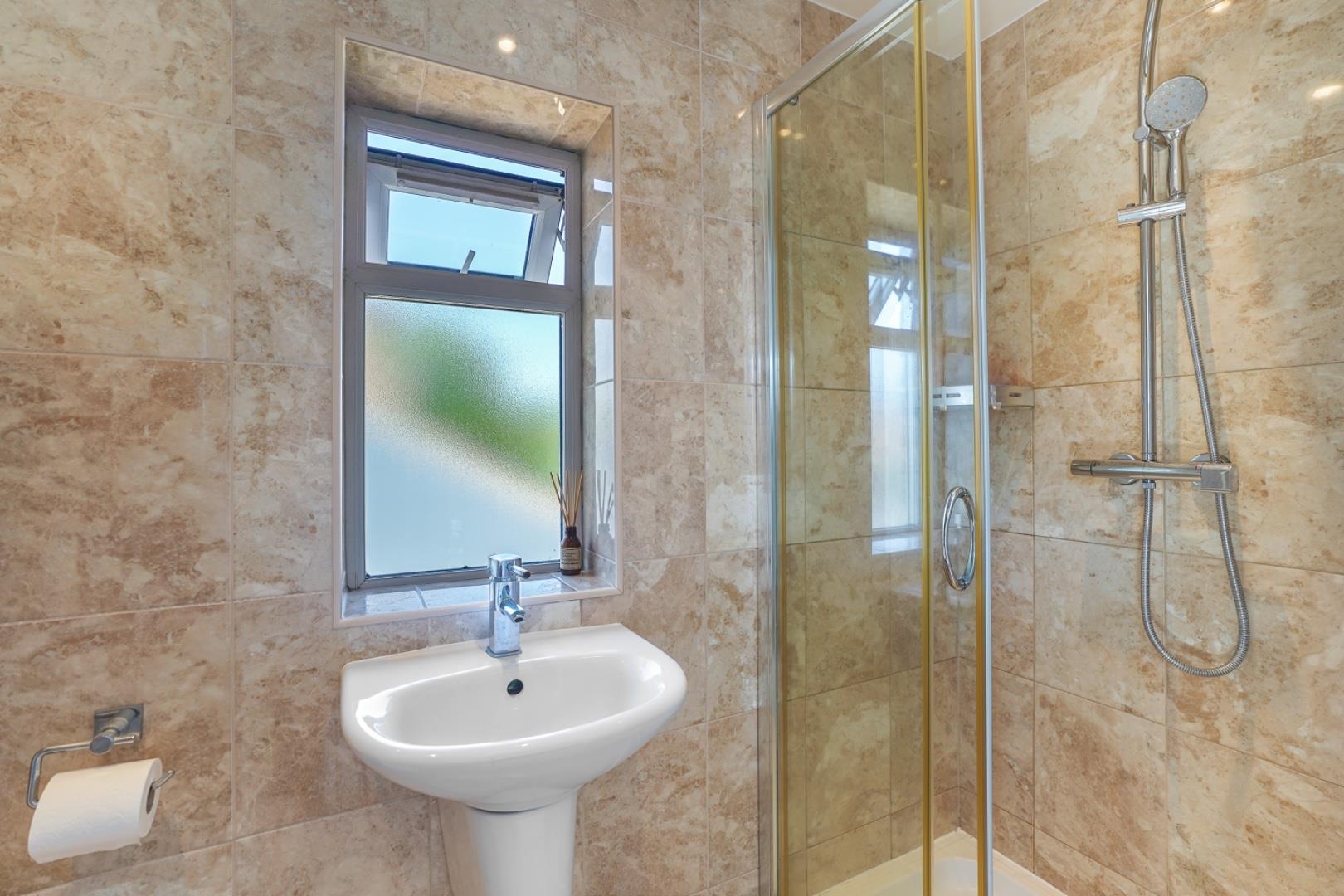 Property Image 6d707817-956b-4f94-9d10-2b2e88692d63
