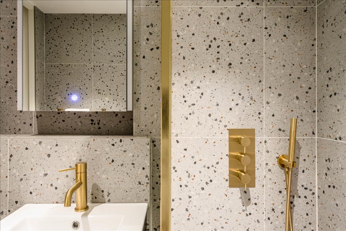 Property Image 6d887cf4-f181-43a3-92d1-f7a53adb1769