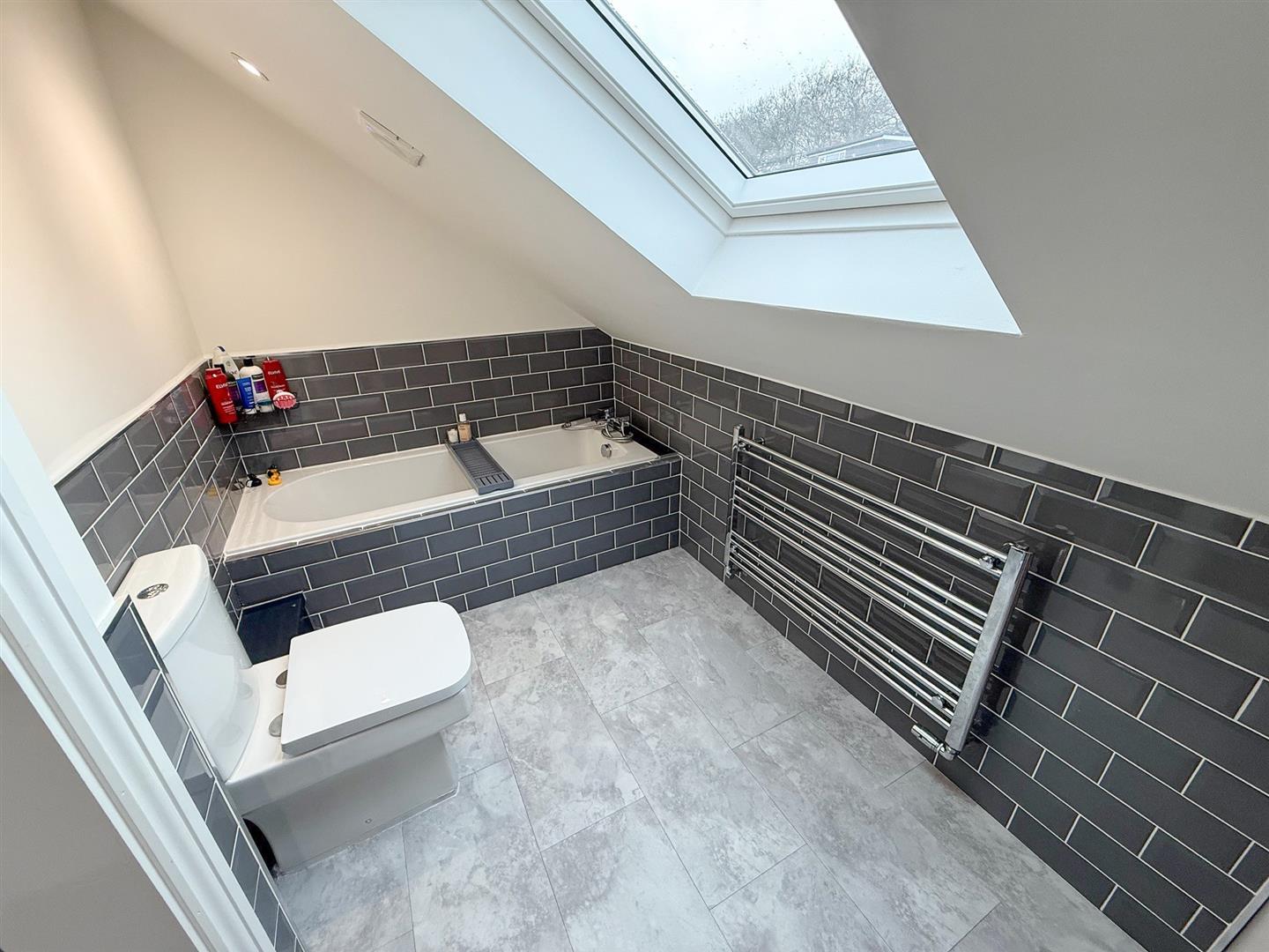 Property Image 6d89ffe6-657f-4ac8-bf1a-cbb15b52d310