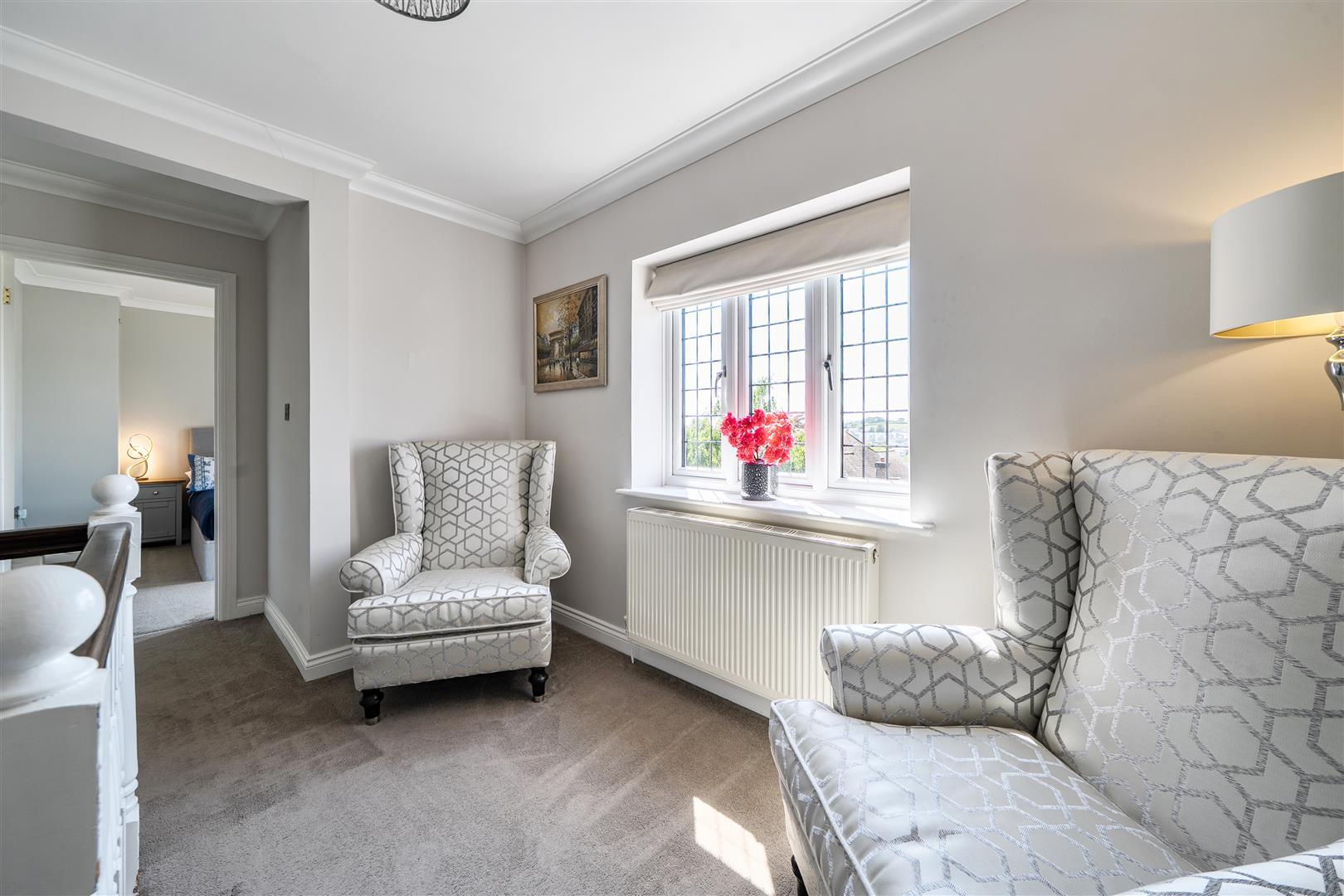 Property Image 6d8a2fed-9db9-4c6d-8c81-2f4cd70fd602