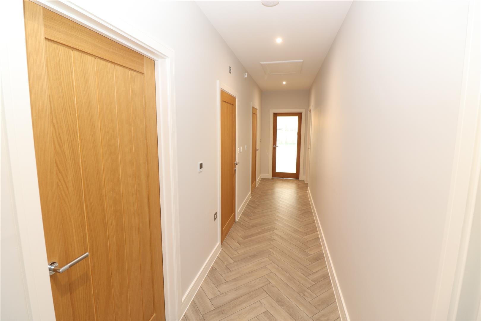 Property Image 6d8f899b-8313-408f-a611-41ef5f80e2d6
