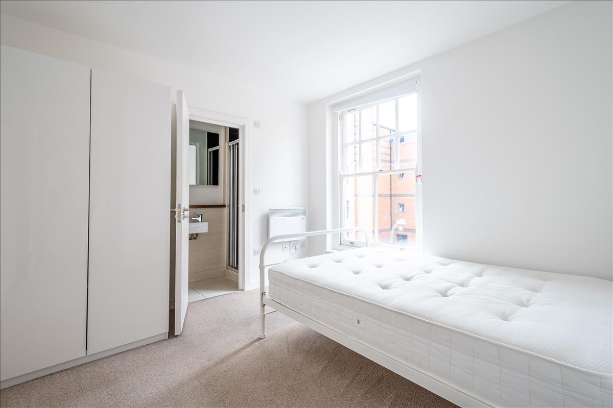 Property Image 6d8f8df0-93a3-48cc-b030-df13b66bc80b