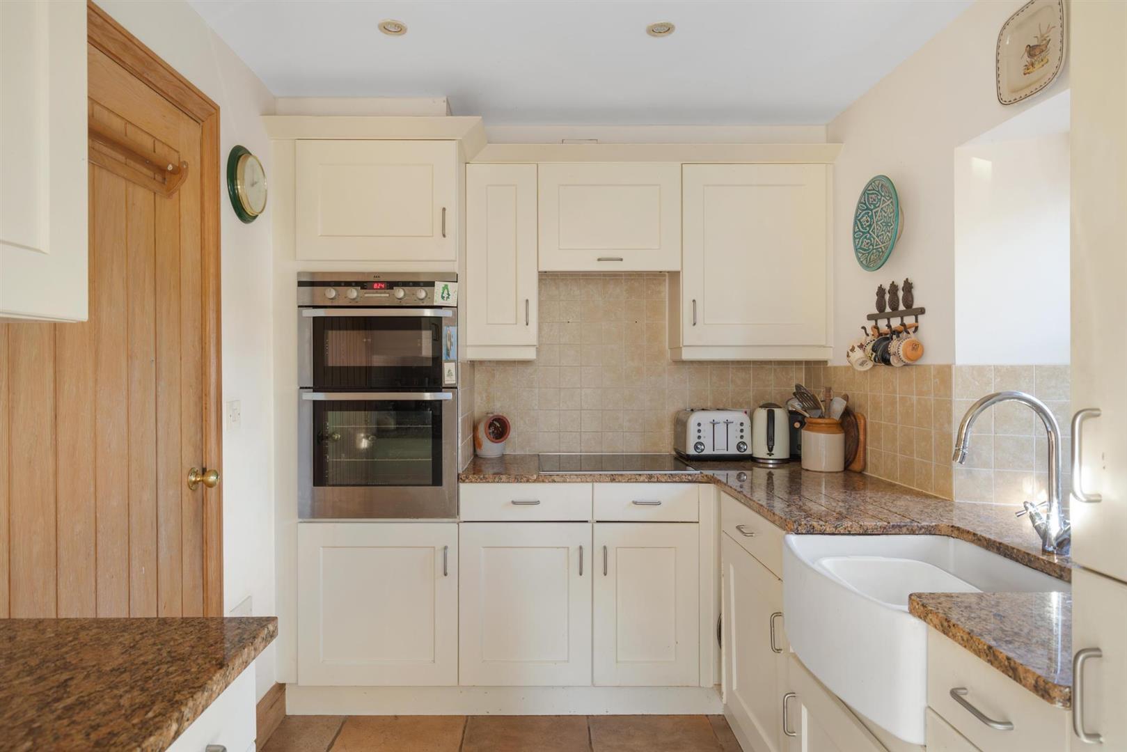 Property Image 6d929639-8c37-4e0a-8009-3dc68f8632a9