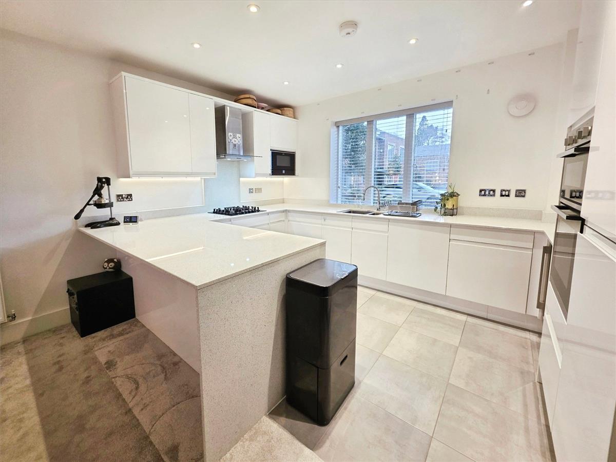 Property Image 6d97b36d-c747-4493-9cac-e2654241d1c9