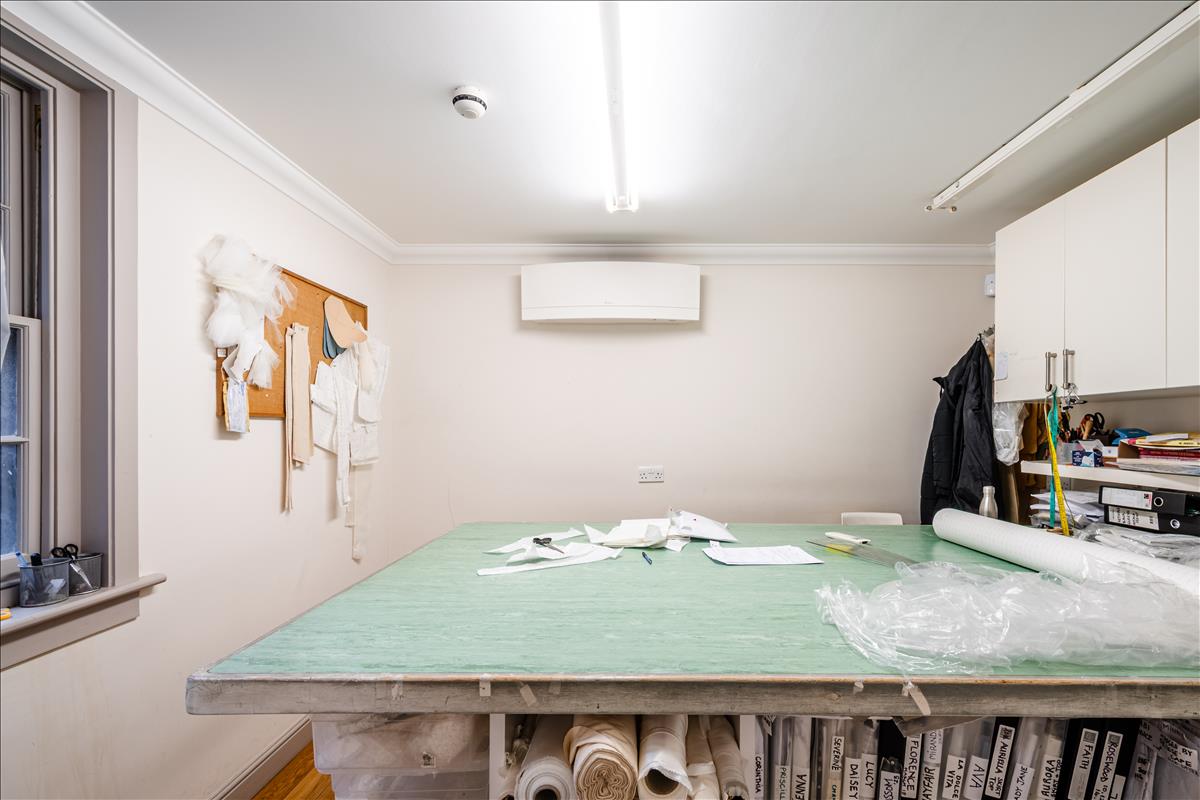 Property Image 6da802b2-f1f4-4877-8ea3-5c0bf59aac39