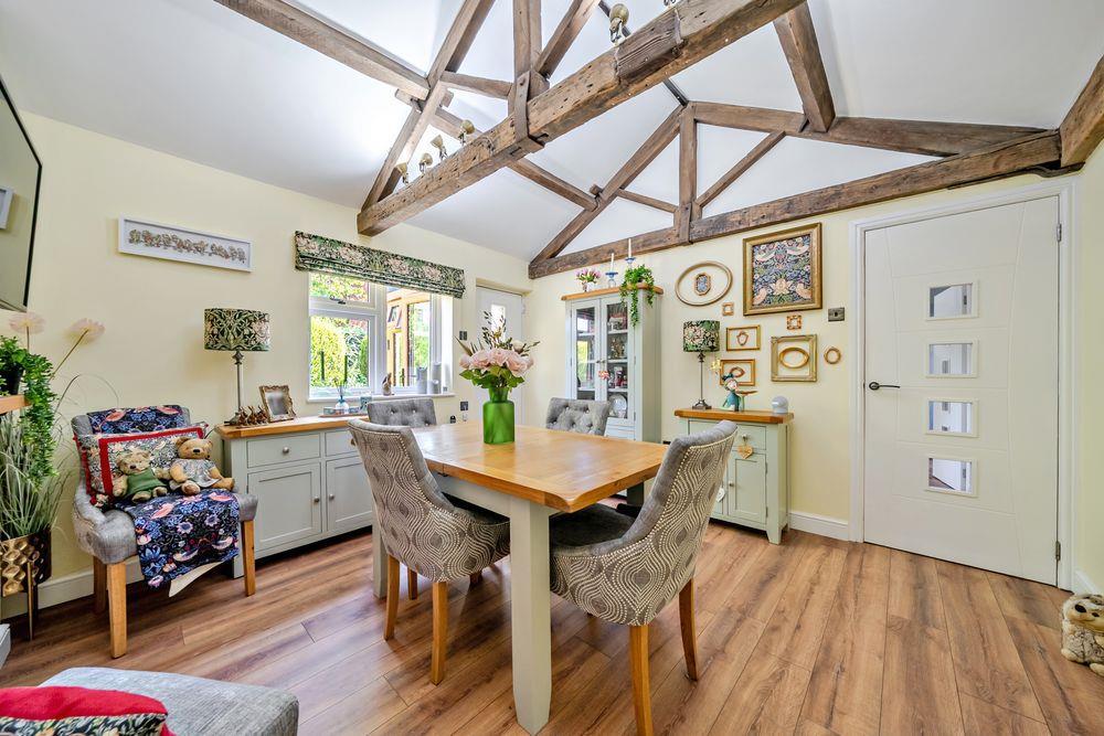 Property Image 6da93eda-18c2-497a-83e7-da3664294361