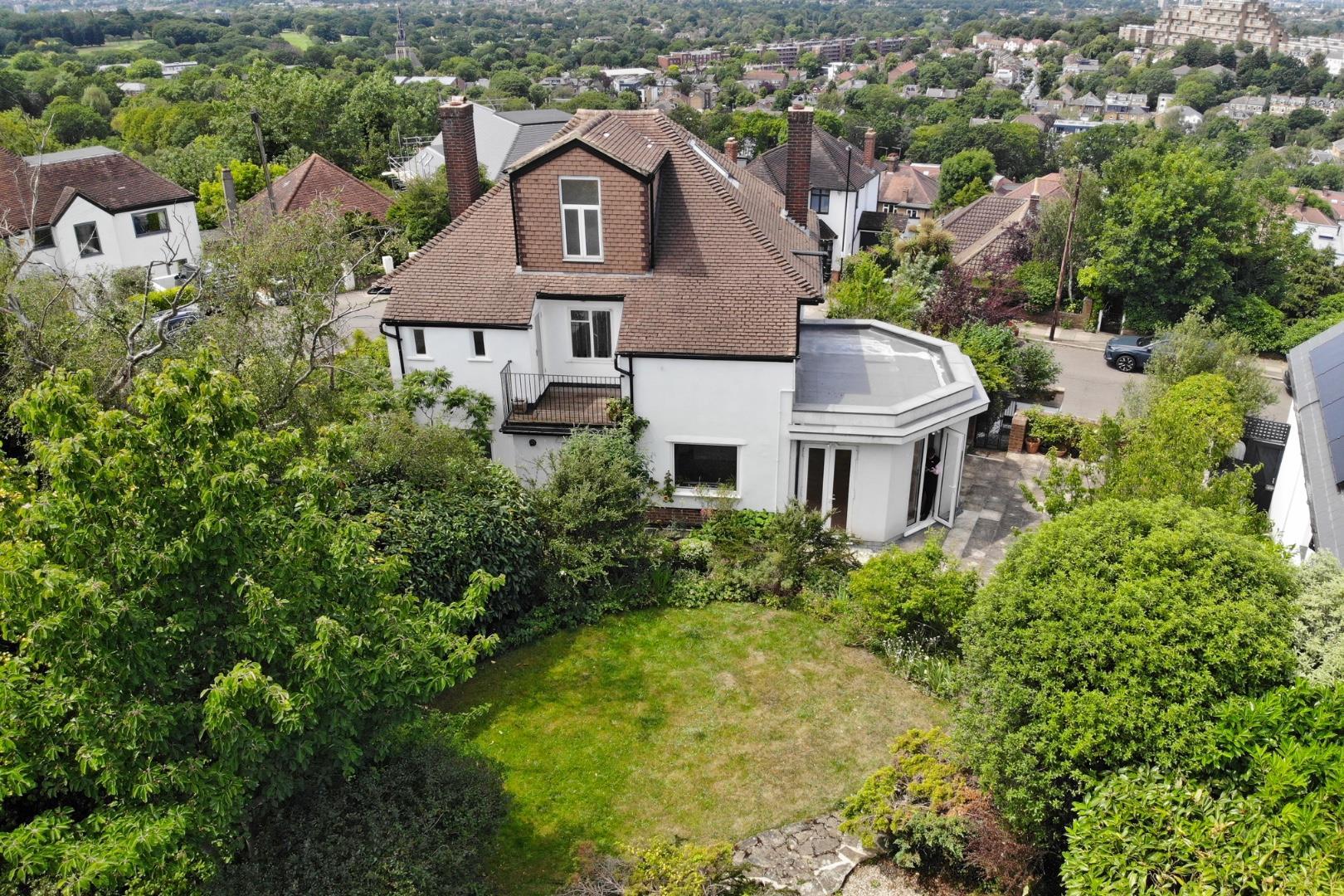 Property Image 6dbd92cc-2d57-4bd2-b812-9fe0b53d46d1