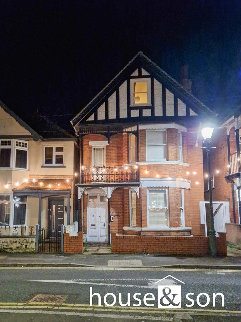 Property Image 6dd2ec98-e92e-48cd-87f1-1525a5413923