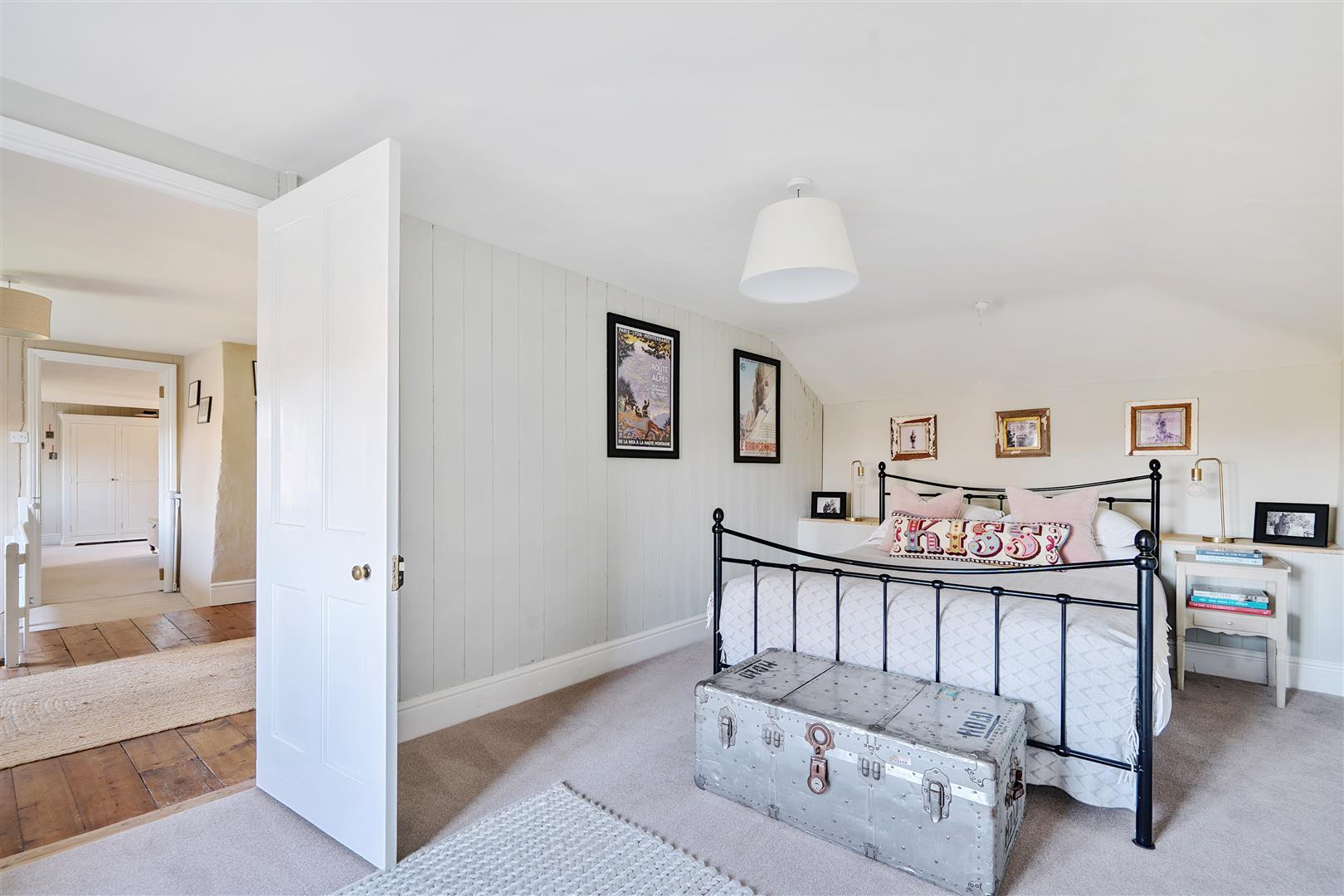 Property Image 6dd8e600-586d-4b96-959d-6b967a018198