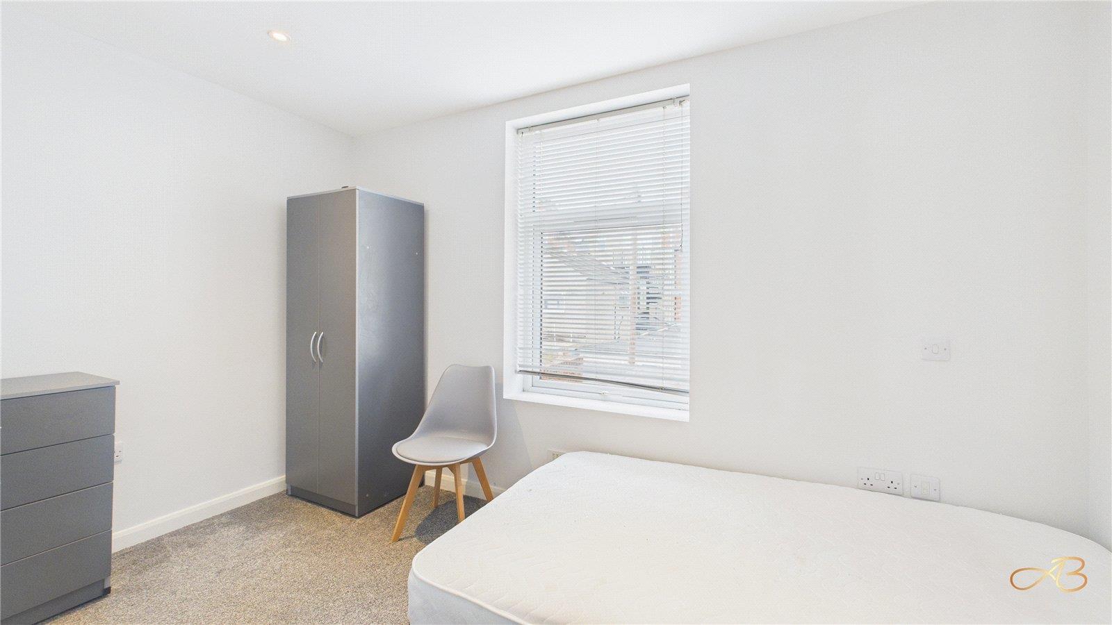 Property Image 6ddf95e3-f7e6-4bf9-8d4f-8a22eb4ae60b
