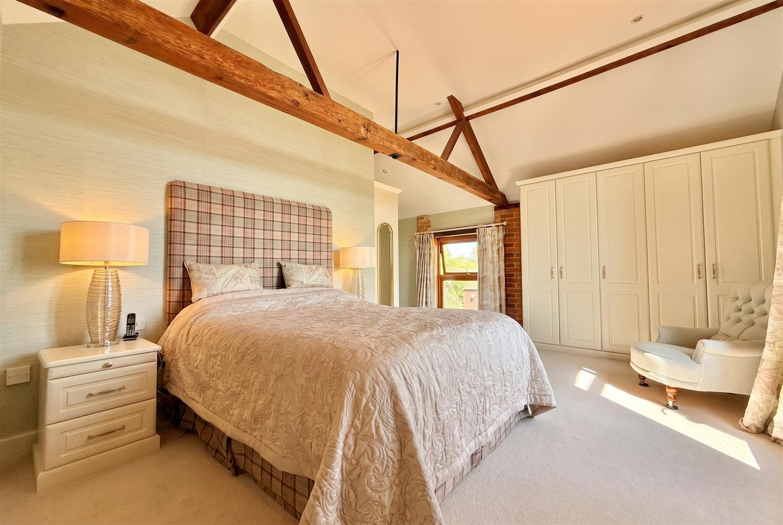 Property Image 6de78ebf-bdcf-4c2b-85c0-57d3c53a796a
