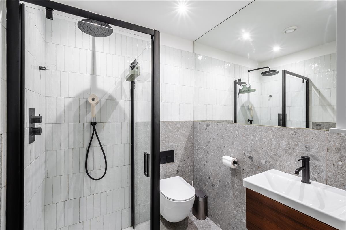 Property Image 6decdaf0-5c98-46d3-983b-7c68503948eb